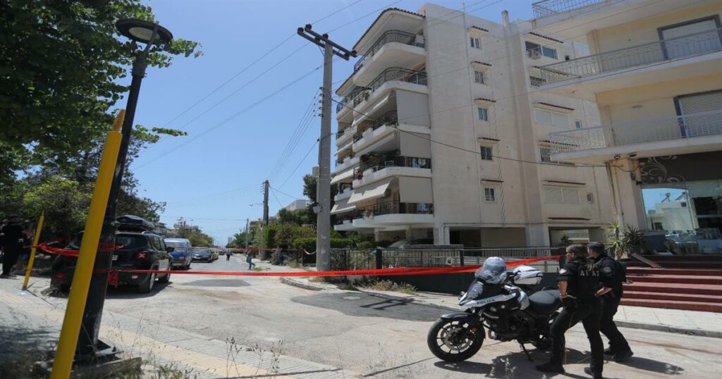 Σοκαριστικό περιστατικό στην Ηλιούπολη: Δείτε τι συνέβη με τα δύο 17χρονα κορίτσια στο μπαλκόνι!