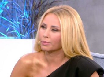 Γωγώ Μαστροκώστα: Η τελευταία τηλεοπτική εμφάνιση πριν 4 χρόνια – Τι είχε πει για τον καρκίνο (Βίντεο)