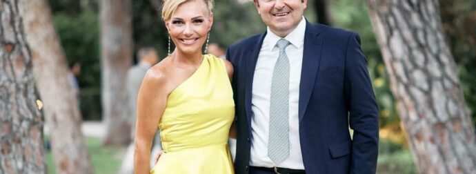 Τίνα Μεσσαροπούλου: Η συγκλονιστική ιστορία μιας 26ήμερης μάχης στο πλευρό του Γιώργου Μυλωνάκη.