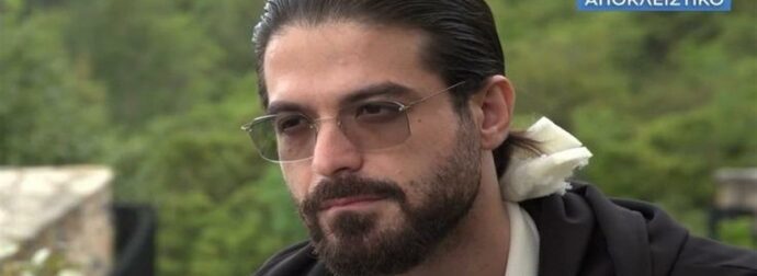 Άρης Μουγκοπέτρος: Αποκαλύπτει το χέρι του μετά τον ακρωτηριασμό και τις εγχειρήσεις – Η δύναμη της αποκατάστασης.