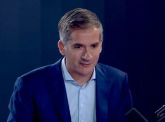 Μπακογιάννης: Τα παιδιά του είδαν το ντοκιμαντέρ για τη 17Ν – Ανατριχιάζει για το πώς έμαθε για τη δολοφονία του πατέρα του