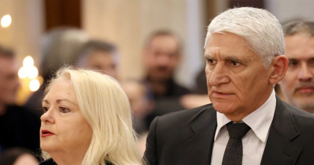 Παναγιώτης Γιαννάκης: Η συγκινητική εξομολόγηση στην Ντορέττα Παπαδημητρίου για το πώς γνώρισε τον έρωτα της ζωής του στα 17.