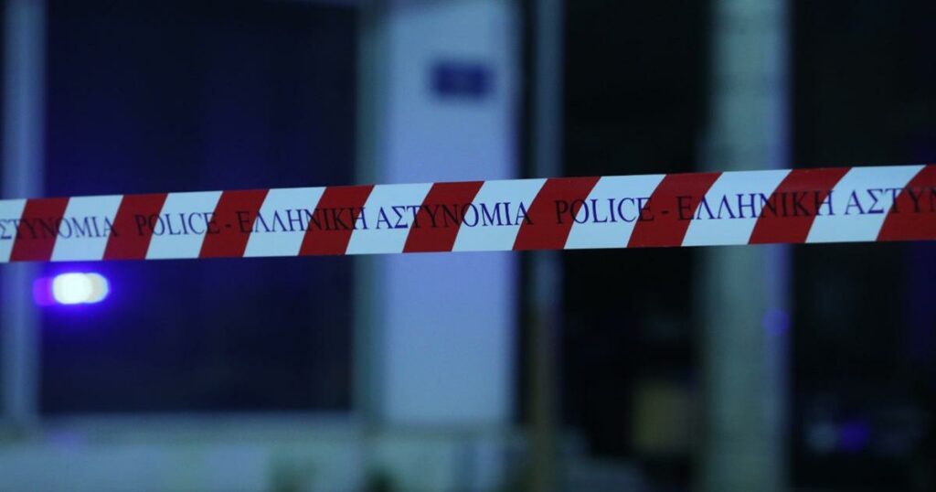 Σοκ στον Πειραιά: Ο 50χρονος σύντροφος της 24χρονης που έπεσε από τον 7ο όροφο υπό κράτηση.