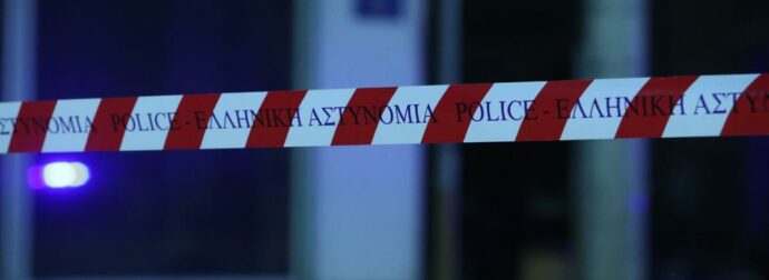 Σοκ στον Πειραιά: Ο 50χρονος σύντροφος της 24χρονης που έπεσε από τον 7ο όροφο υπό κράτηση.