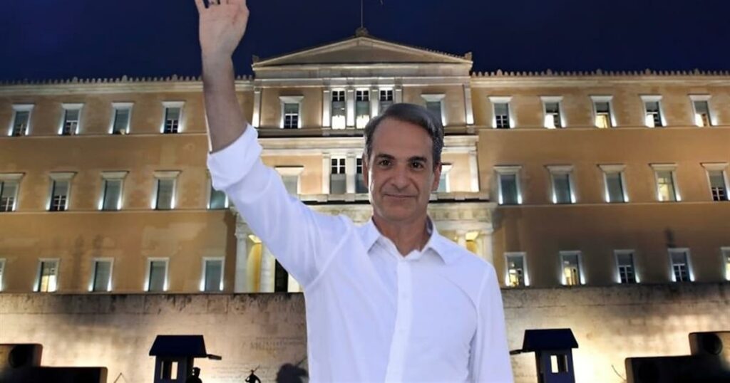 «Εκρηκτική Εκτόξευση: Η Νέα Δημοκρατία και ο Κυριάκος Μητσοτάκης στον Κορυφαίο Δρόμο προς την Επιτυχία»