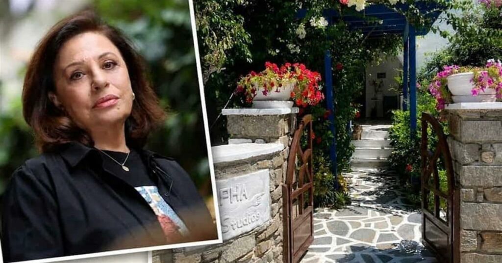 Η Χαρούλα αποκαλύπτει το ειδυλλιακό της παλάτι: Ο υιοθετημένος της γιος θα γίνει ο κληρονόμος!