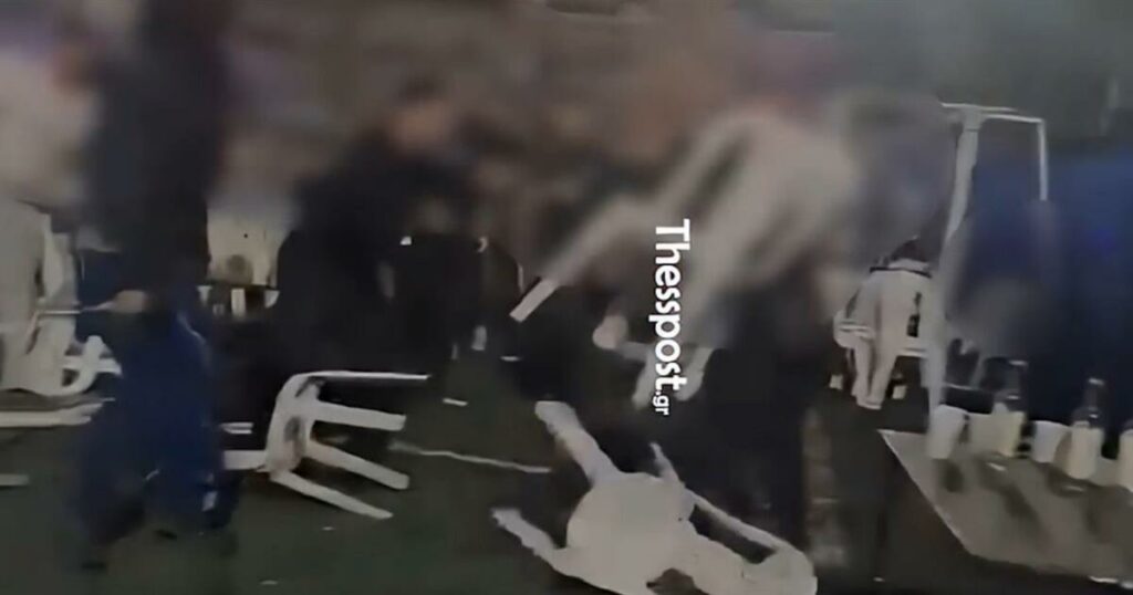 Βίντεο-σοκ: Χαμός σε ποντιακό γλέντι με καρέκλες να πετούν και κραυγές πανικού (video)