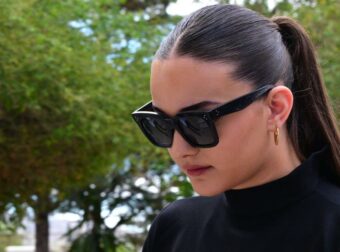 Κηδεία Μαστροκώστα: Με τρεμάμενη φωνή η κόρη της στον επικήδειο – «Αν υπάρχουν Άγγελοι ο δικός μου είσαι εσύ! Σ’ αγαπώ μαμά»