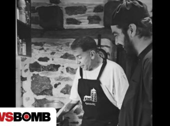 Παρακολουθήστε τον Γιώργο Μαζωνάκη να επιδεικνύει τις μαγειρικές του δεξιότητες στο Άγιον Όρος!