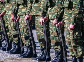 Απώλεια για τις Ένοπλες Δυνάμεις: 47χρονος αρχιλοχίας και πατέρας τεσσάρων παιδιών πεθαίνει εν ώρα καθήκοντος.