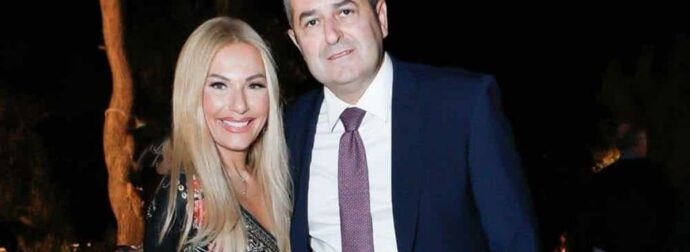 Συγκίνηση στον «Ευαγγελισμό»: Ο Μυλωνάκης επέστρεψε όρθιος μετά την περιπέτεια υγείας για να ευχαριστήσει γιατρούς και νοσηλευτές