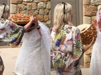 Δανάη Μπάρκα: Μας συστήνει την πεθερά της μετά τον γάμο – Το βίντεο και το παραδοσιακό έθιμο που ακολούθησαν