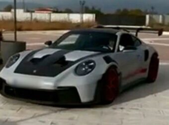 Λάρισα: Πώς το supercar αξίας 350.000 ευρώ των Βιλανάκηδων «ξεγύμνωσε» τη ζωή της χλιδής μέσα στον οικισμό (Βίντεο-ντοκουμέντο)