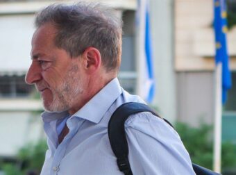 Δημήτρης Λιγνάδης: Παρόντες και οι 3 άντρες που τον κατήγγειλαν για βιασμό – Πότε θα αποφασίσει το δικαστήριο για την έφεση