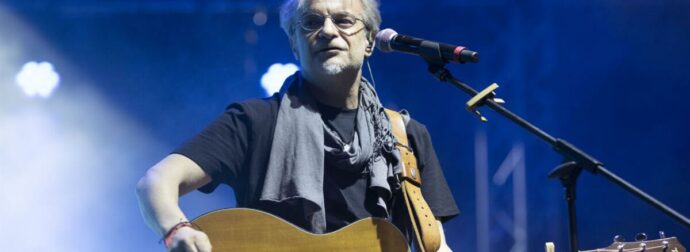 Μίλτος Πασχαλίδης: «Δεν χρειάζεται να λέμε στα κορίτσια “πρόσεχε πού πας”, πείτε στα αγόρια σας να μην είναι μ@@@@@ς»