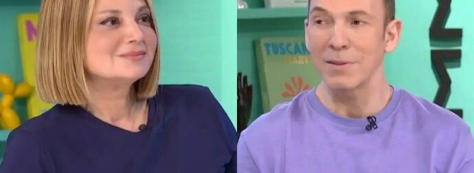 Θανάσης Αναγνωστόπουλος: «Δεν μας βαριούνται;» – Η ατάκα στον αέρα που άφησε άφωνη τη Νάνσυ Ζαμπέτογλου (Βίντεο)