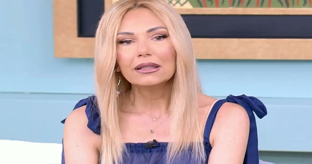 Τίνα Μεσσαροπούλου για τον σύζυγό της: «Ο Γιώργος Μυλωνάκης είναι όρθιος, μιλάει κανονικά και κάνει τα πάντα» (video)