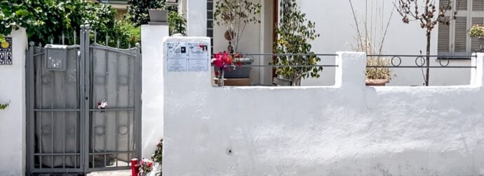 Διπλό φονικό στο Αίγιο: Εντοπίστηκαν ίχνη αίματος εκτός του μοιραίου υπνοδωματίου