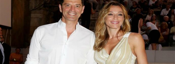 Στα επείγοντα νοσοκομείου Σάκης Ρουβάς και Κάτια Ζυγούλη – Έιχαν αγκαλιά τον γιό τους – Οι πρώτες πληροφορίες