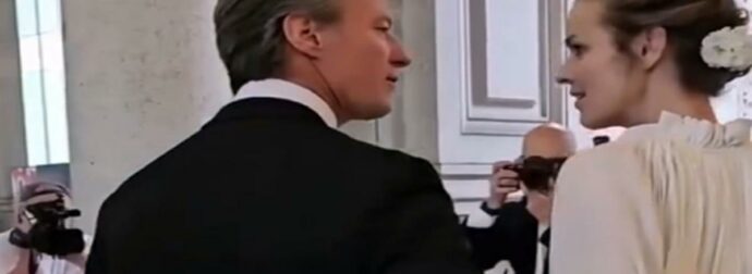 Η Εύα Χερτζίκοβα παντρεύτηκε μετά από 25 χρόνια σχέσης – Δεν έβαλε νυφικό, αλλά φόρεμα Lanvin