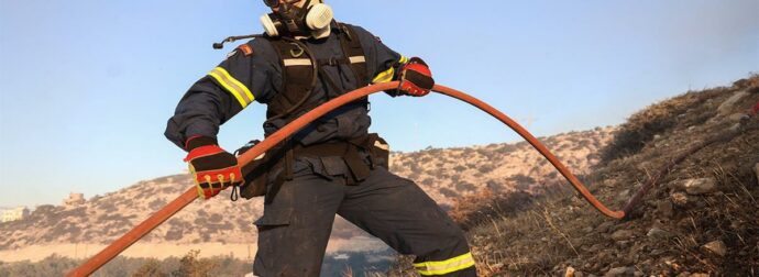 Μπλε για πρώτη φορά από το 2020 ο χάρτης κινδύνου πυρκαγιάς για όλη την Ελλάδα – «Έχουμε Άγιο» λέει ο Θοδωρής Κολυδάς