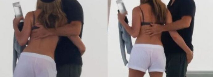 Η Τζένιφερ Άνιστον σε τρυφερά τετ α τετ με τον Τζιμ Κέρτις σε πολυτελές γιοτ στην Μαγιόρκα