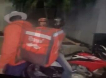 Εκτέλεσαν εν ψυχρώ ΤikToker ενώ έκανε live έξω από τα KFC – Σοκάρει το βίντεο