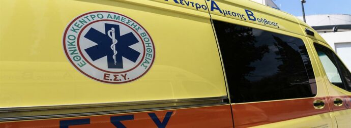 80χρονος ανασύρθηκε από τη θάλασσα στην Κάρπαθο χωρίς τις αισθήσεις του