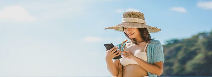 Όλοι μιλούν για το nun girl summer – Η ήρεμη τάση που κατακτά το TikTok