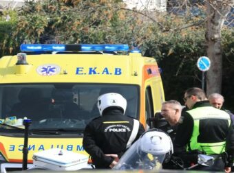 Τραγικός θάνατος γυναίκας: Επιβιβαζόταν σε λεωφορείο, έπεσε και σκοτώθηκε