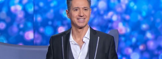 Δημήτρης Κόκοτας: Η τελευταία τηλεοπτική εμφάνιση του τραγουδιστή ΠΡΙΝ την κατάρρευση – Δείτε βίντεο