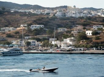 Νεκρός 17χρονος στην Κίμωλο: «Της είπα να κλείσει αμέσως τον γενικό, ήταν αργά όταν τον βρήκε η μητέρα του», λέει ο γιατρός που μίλησε μαζί της