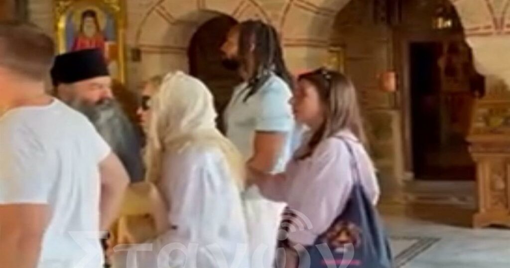 Η ιδιωτική επίσκεψη της Μαντόνα στα Μετέωρα – Οι εικόνες από την Ιερά Μονή Βαρλαάμ