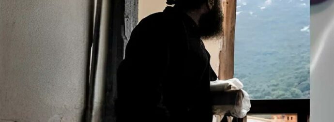 Μοναχός μαχαίρωσε εργαζόμενο στη Μονή στον λαιμό και ακόμη έναν μοναχό – Συνελήφθη για απόπειρα φόνου