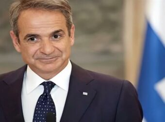 Είπε τελικά το ναι στον Μητσοτάκη: Ο πασίγνωστος παρουσιαστής που κατεβαίνει υποψήφιος με τη ΝΔ