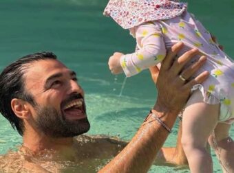 Αντρέας Γεωργίου: Έκανε τατουάζ το πατουσάκι της κόρης του – Η ανάρτηση για τα πρώτα της γενέθλια