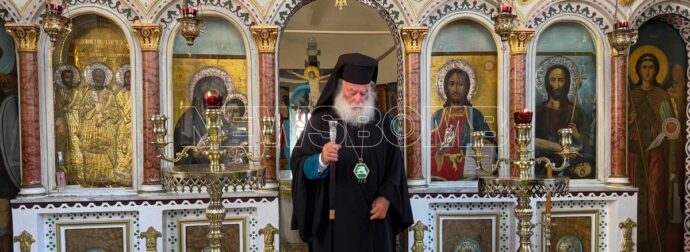 Συγκίνηση στη Μονή Αγίου Μηνά: Ο Πατριάρχης Αλεξανδρείας Θεόδωρος Β΄ στο Μουσείο της Σφαγής της Χίου