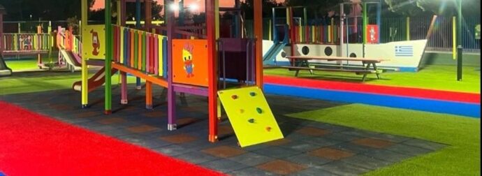 Καλαμαριά: Δέντρο έπεσε σε παιδική χαρά – Τραυματίστηκαν μητέρα και το 17 μηνών παιδί της