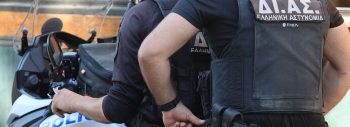 Κρήτη: Χτύπησαν με κατσούνες ζευγάρι στη Μεσαρά – Αναζητούνται  δύο 17χρονοι και 25χρονος