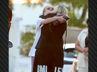 Σπάραξε η Μαρία Μαζωνάκη πάνω από το φέρετρο του αδερφού της «Ο Γιώργος είναι…» Αυτό που κρατούσε ανατρίχιασε τους πάντες
