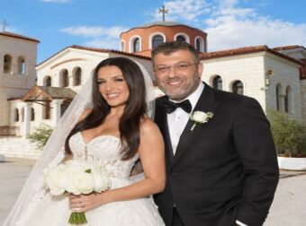 Ιουλία Καλλιμάνη: Παντρεύτηκε με τον Μιχάλη Τουρατζίδη – Τα δρακόντεια μέτρα ασφαλείας και οι πρώτες εικόνες από την εκκλησία