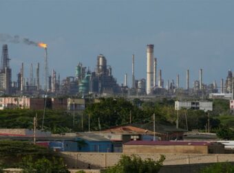 Η Μέση Ανατολή «καίει» τους οικογενειακούς προϋπολογισμούς – Πότε αναμένεται αποκλιμάκωση – Τι προβλέπουν οι αγορές