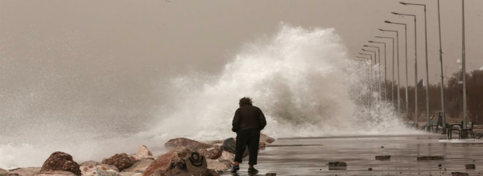 Η κακοκαιρία σαρώνει τη χώρα: Ο ανεμοστρόβιλος στην Πάργα ήταν μόνο η αρχή – Ποιες περιοχές μπαίνουν στο «μάτι» των φαινομένων