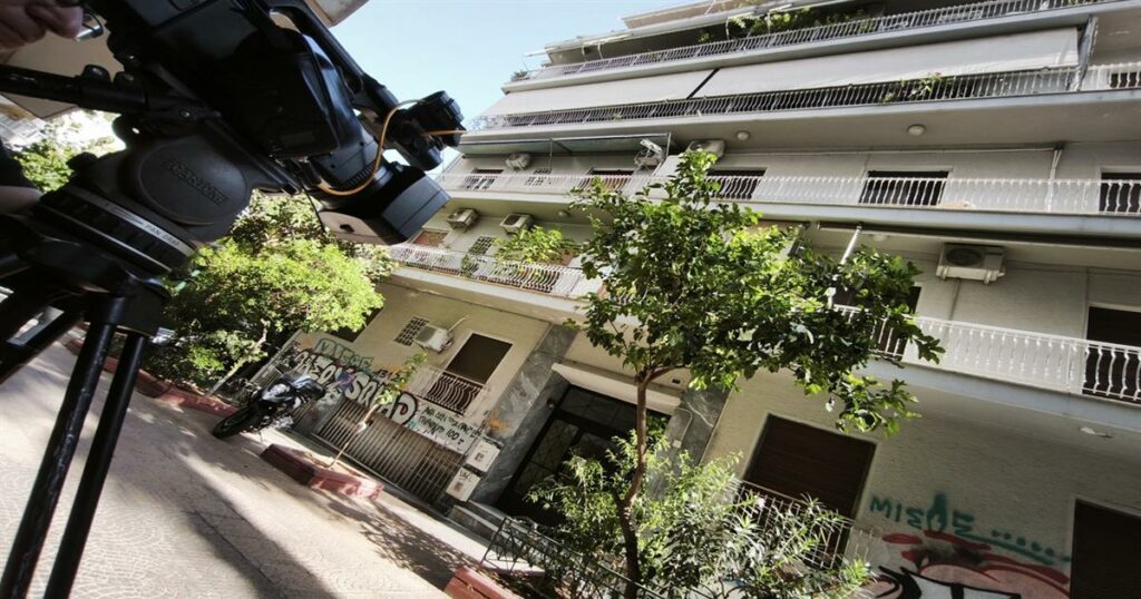Αγόρι περίπου 9 μηνών το νεκρό βρέφος στην Κυψέλη – Η δολοφονία του έγινε με ένα μαχαίρι, το μωρό ήταν ξαπλωμένο μπρούμυτα
