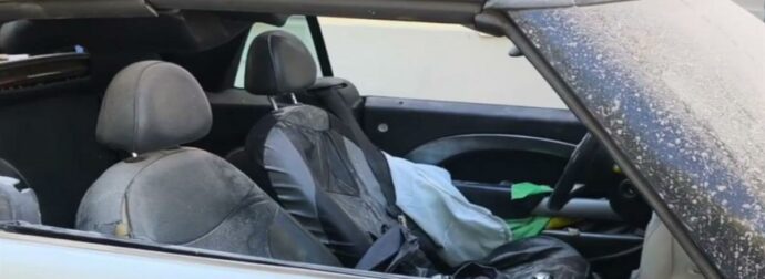 Έκρηξη στην Πλάκα: «Σηκώθηκε το αυτοκίνητο στον αέρα, βγήκα από το παράθυρο» – Συγκλονιστική η μαρτυρία οδηγού