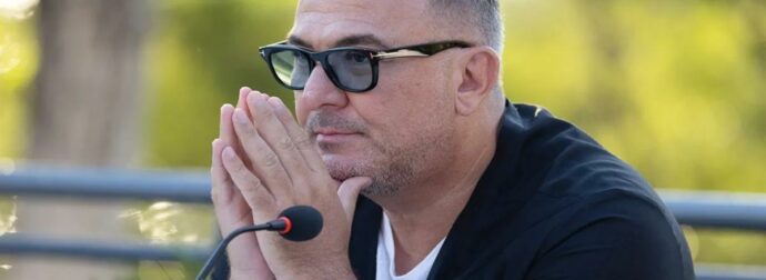 Αντώνης Ρέμος: Τον «δίκασε» για τα «σκοτάδια» του Μαζωνάκη – «Χριστούγεννα 1999, όταν έκανες εισαγωγή, ξέρεις γιατί…»