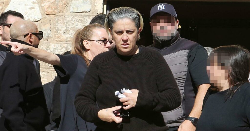 «Ανήκω σε μένα»: Η Μαρία Μαζωνάκη τραγούδησε για τον αδελφό της και αυτό που συνέβη αμέσως μετά ράγισε καρδιές