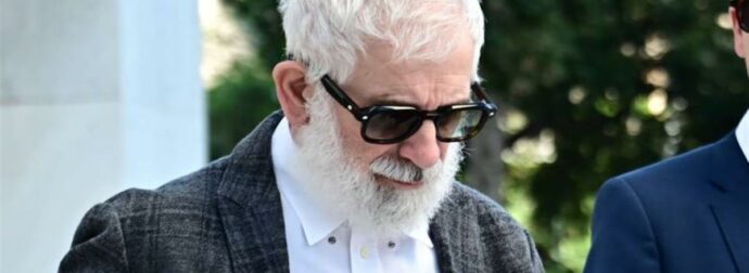 Πέτρος Φιλιππίδης: Επιστρέφει στο θέατρο και ξαναγίνεται σταρ της τηλεόρασης – Ποιο είναι το πρόσωπο-βόμβα που τον στηρίζει;