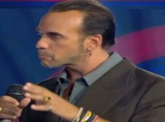 The Voice – Ράκος ο Μουζουράκης για τον Μαζωνάκη: «Βρισκόμαστε ακόμα σε σοκ»