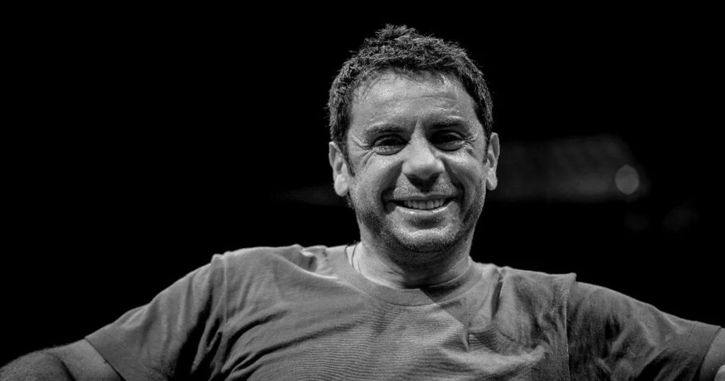 Γιώργος Μαζωνάκης: Πνευμονικό οίδημα και εύρημα σοκ στην καρδιά έδειξε η ιατροδικαστική εξέταση μετά τον θάνατό του